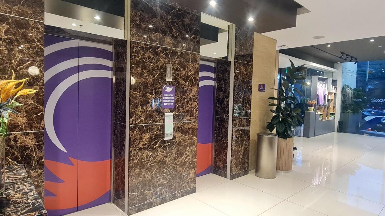 Fox Lite Grogol Yakarta Exterior foto