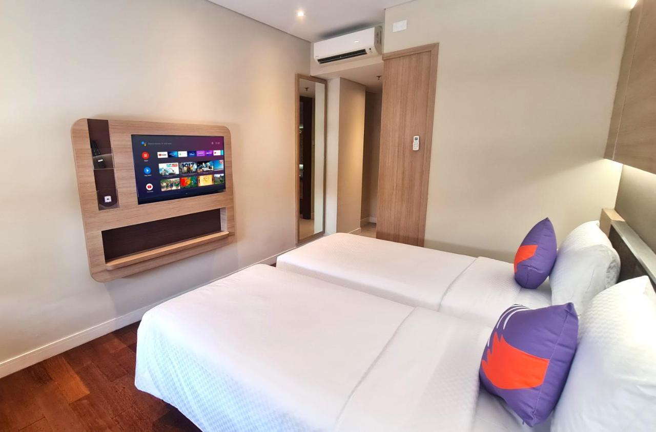 Fox Lite Grogol Yakarta Exterior foto
